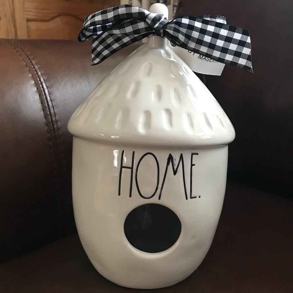NWT-Rae Dunn-Ceramic Home Acorn Birdhouse